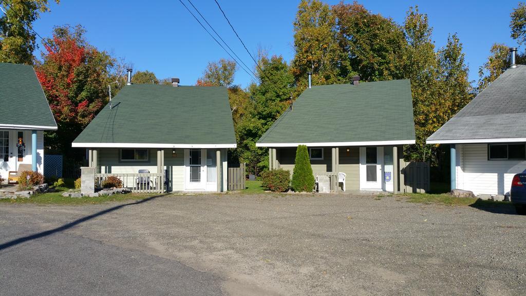 Les Chalets Bo-So-Met Villa Beaupré Exterior foto