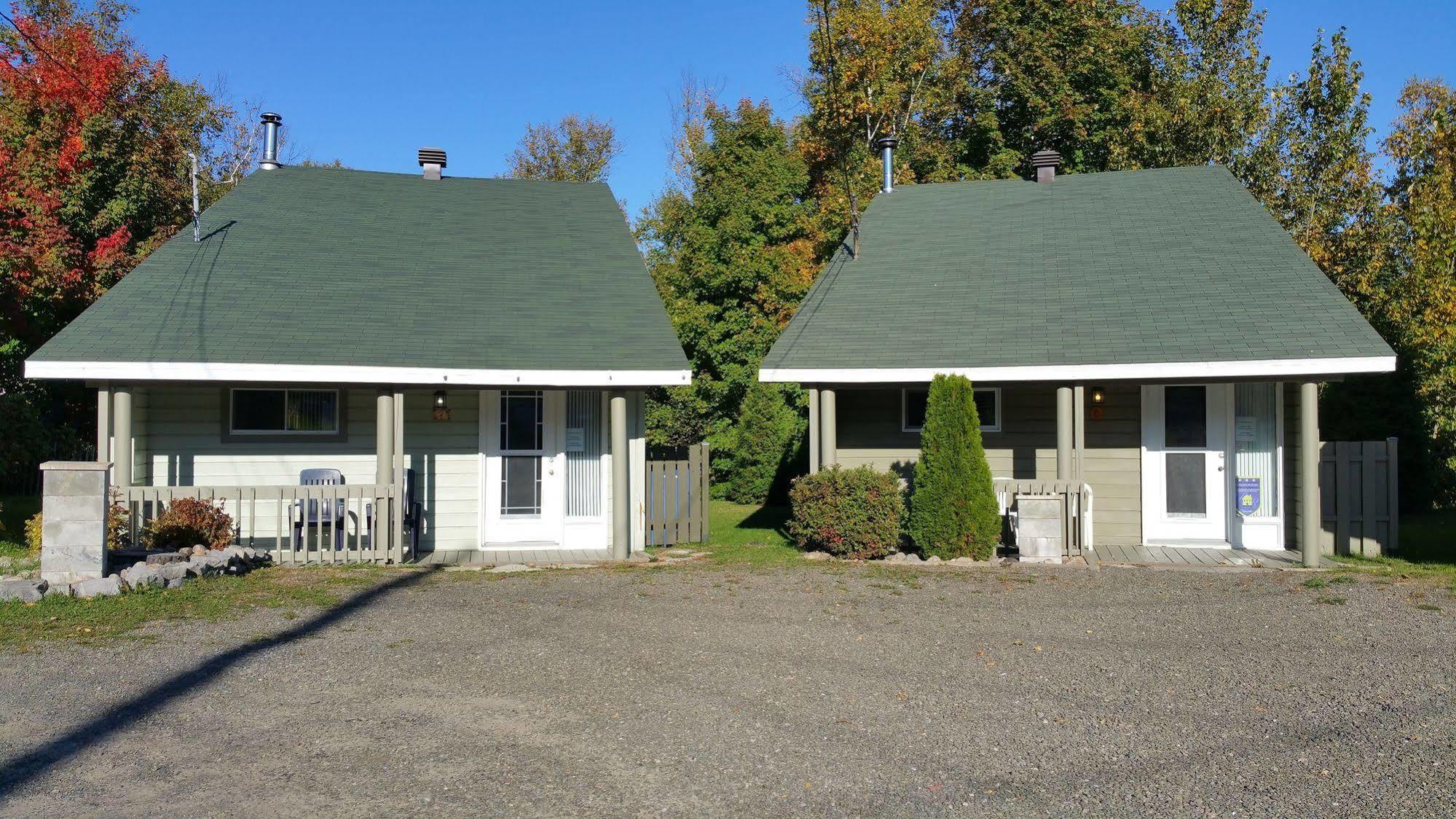 Les Chalets Bo-So-Met Villa Beaupré Exterior foto